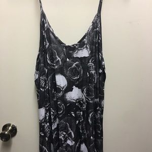 Skull tank